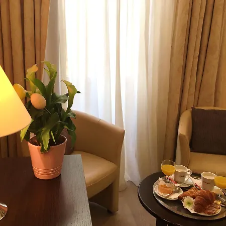 Ambassador, Completely Renovated Ницца