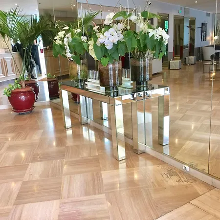 Ambassador, Completely Renovated Ницца