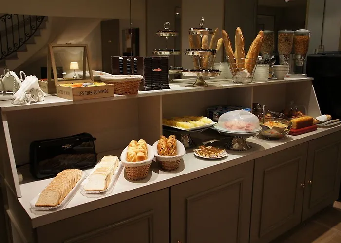 Ambassador, Completely Renovated Hotel 4*