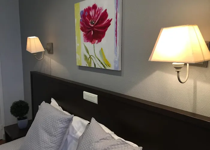 Ambassador, Completely Renovated 4*