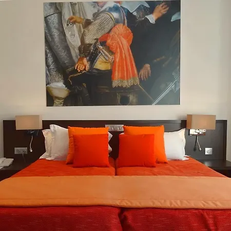 Hotel Ambassador, Completely Renovated 4*