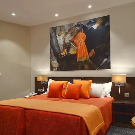 Hotel Ambassador, Completely Renovated 4*