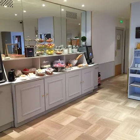 Ambassador, Completely Renovated Hotel Nice