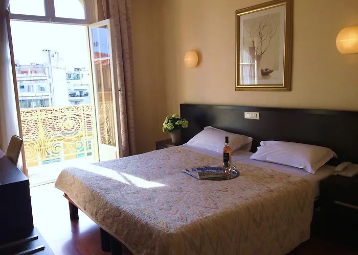 Ξενοδοχείο Ambassador, Completely Renovated Νίκαια