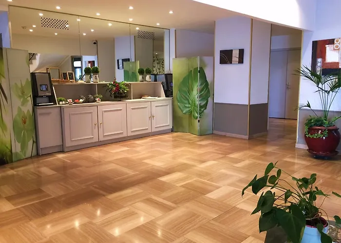 Ambassador, Completely Renovated Ξενοδοχείο