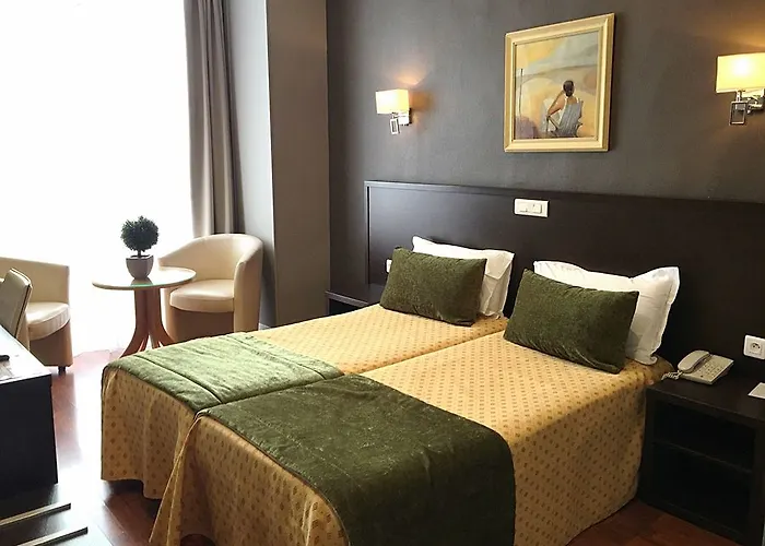 Ambassador, Completely Renovated Νίκαια