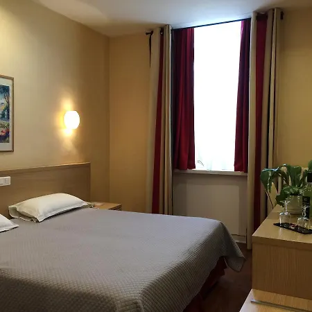 Hotel Ambassador, Completely Renovated