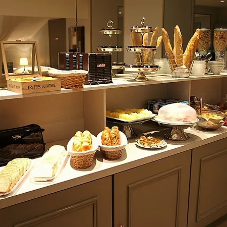 Ambassador, Completely Renovated 4*